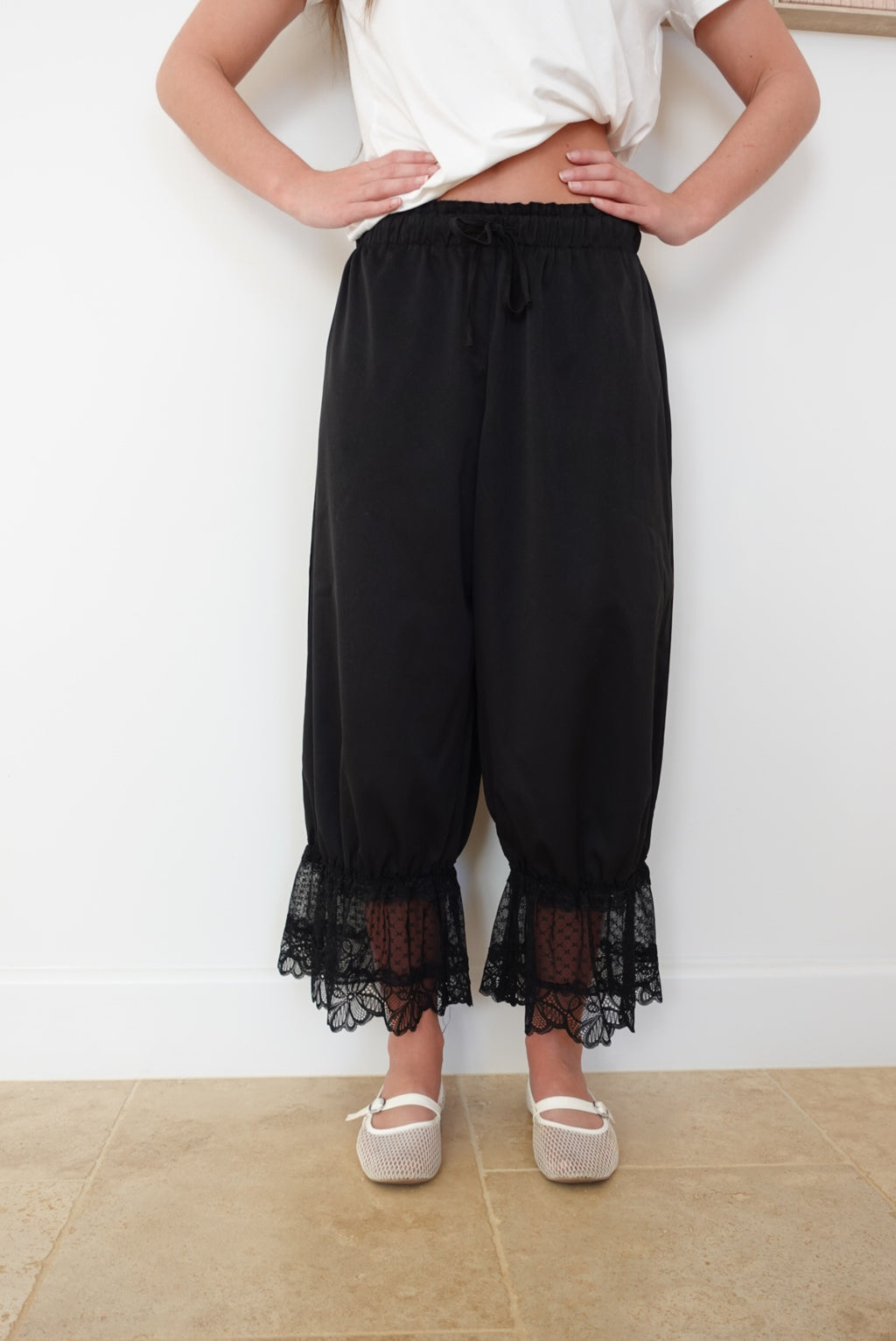 classic black Mooalu pants