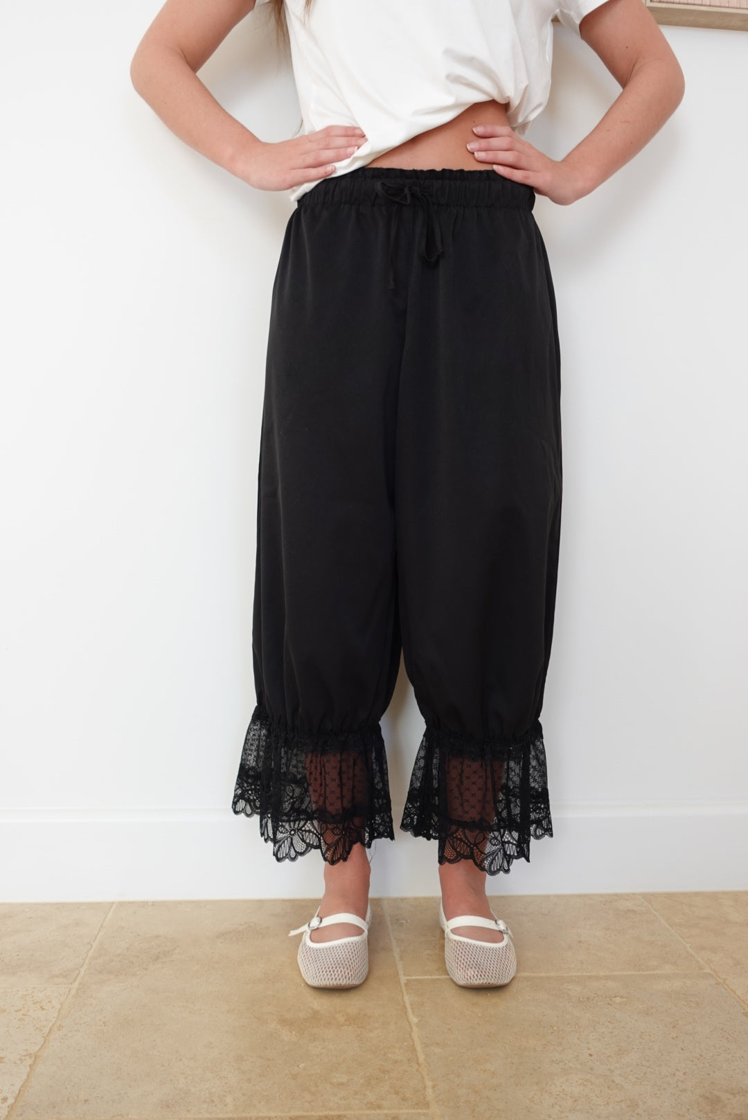 classic black Mooalu pants