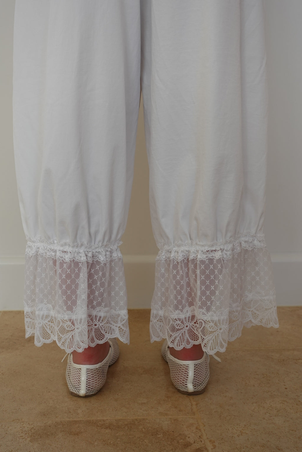 classic white mooalu pants